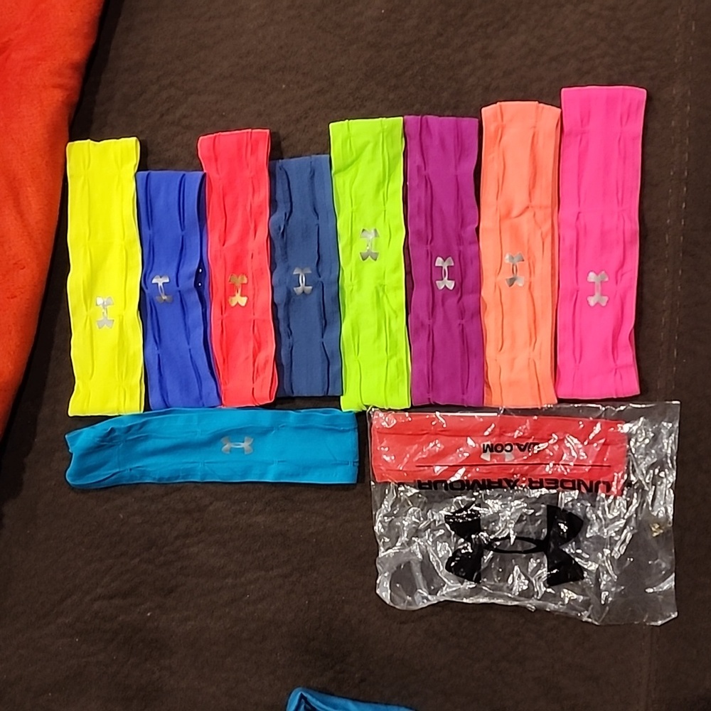 10 UA headbands
